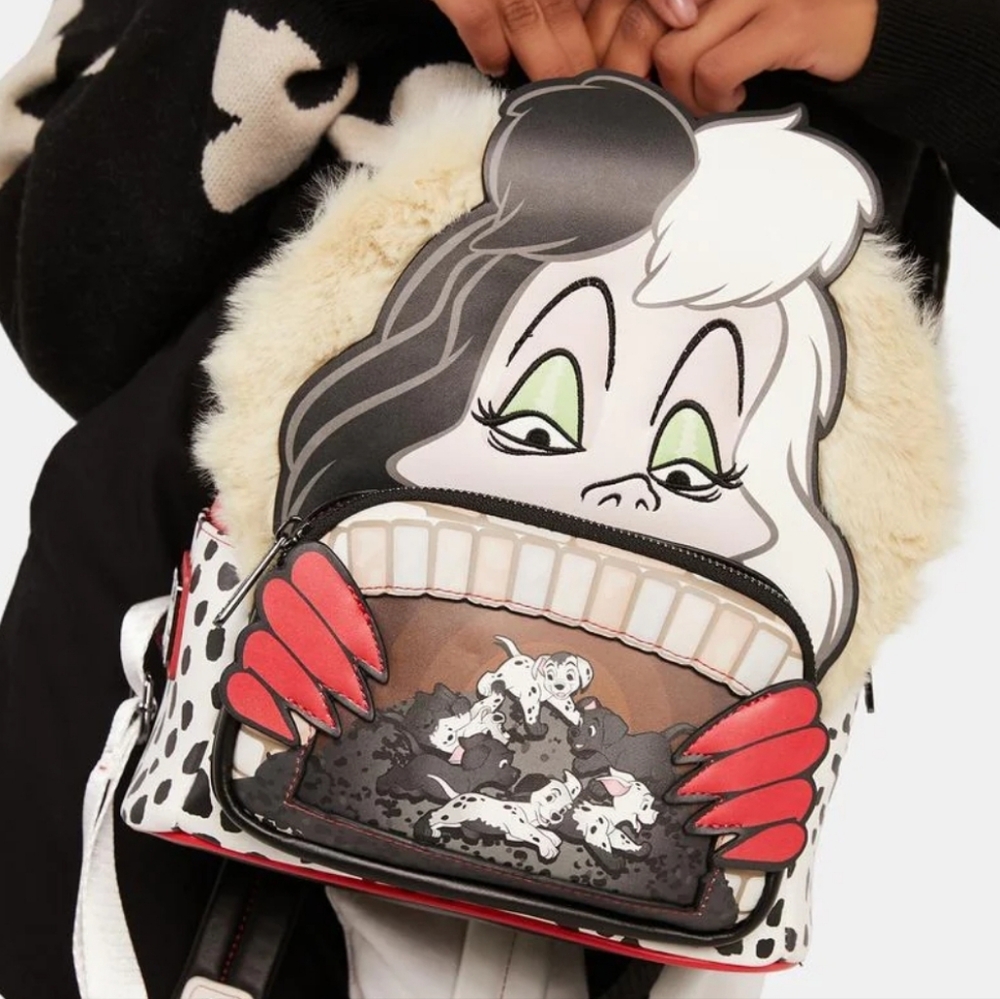 Loungefly NWT Cruella De Vil 101 Dalmatians Scene - Picture 3 of 15